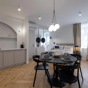 Palace Luxury Apartment