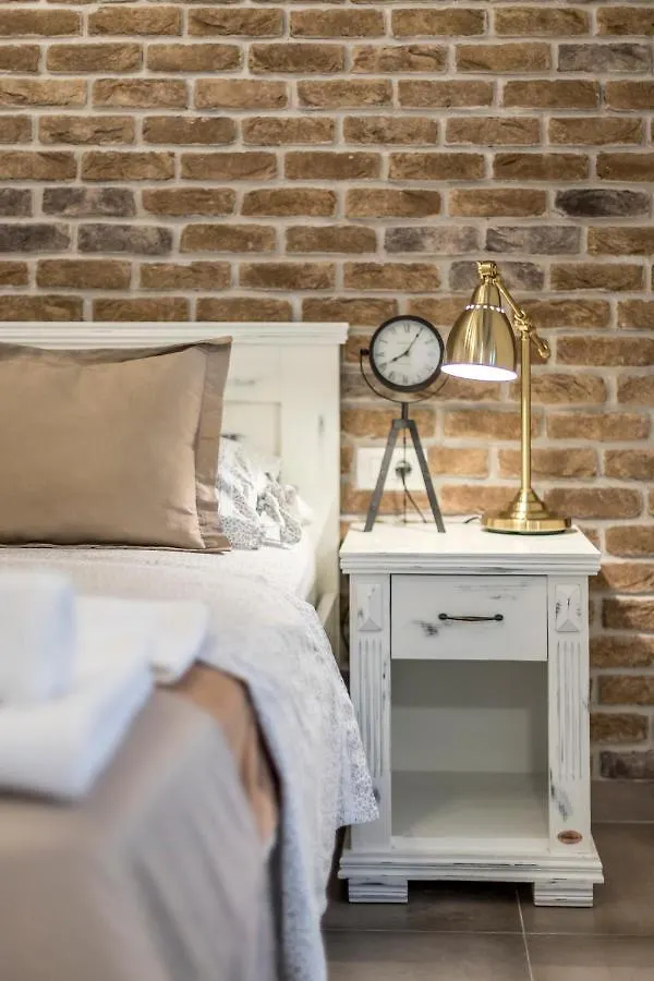 Studio Apartments Insula Split