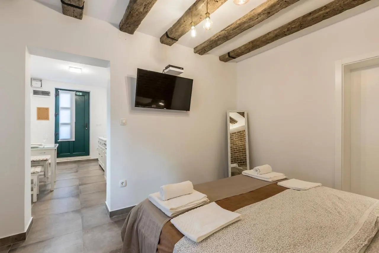 Studio Apartments Insula Split